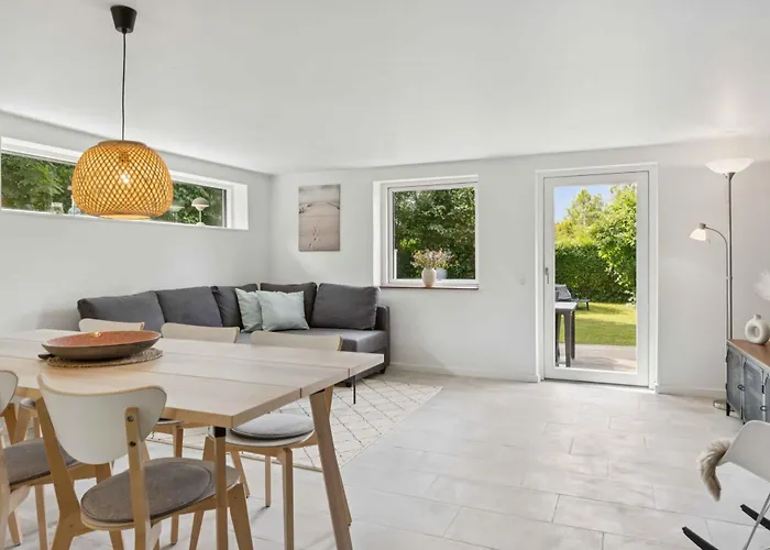 度假居 Lovely Close To And Forest 纳克斯考