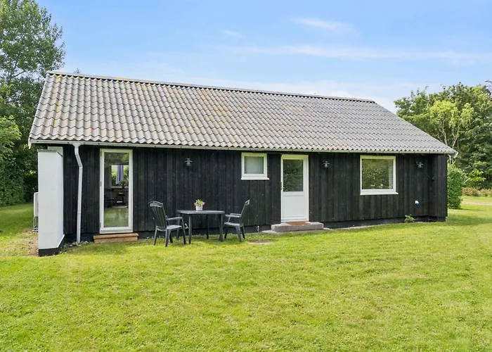 Lovely Close To And Forest * 纳克斯考