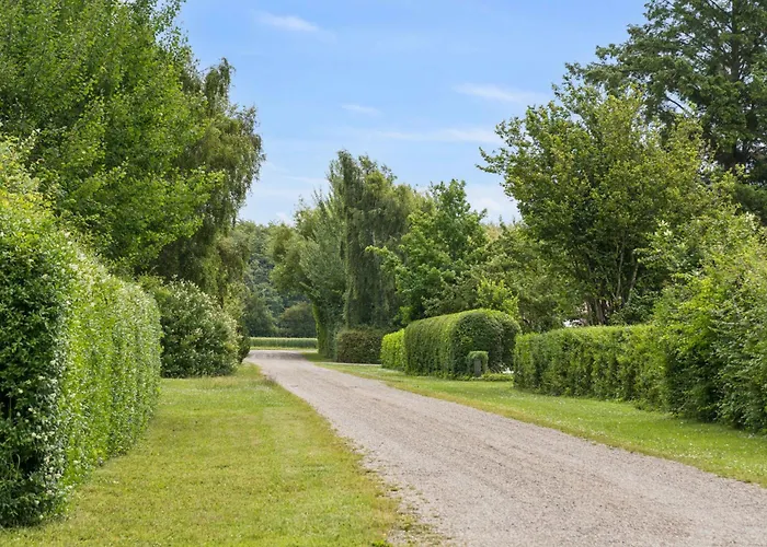 Lovely Close To And Forest 度假居 纳克斯考
